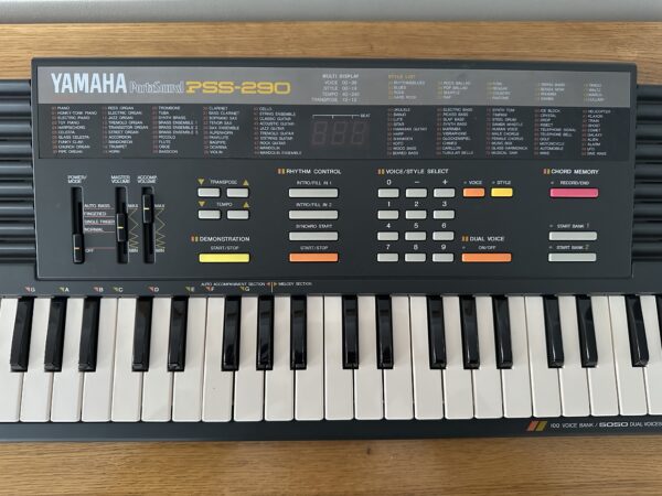 Yamaha PortaSound PSS-290 (1990) - Image 3